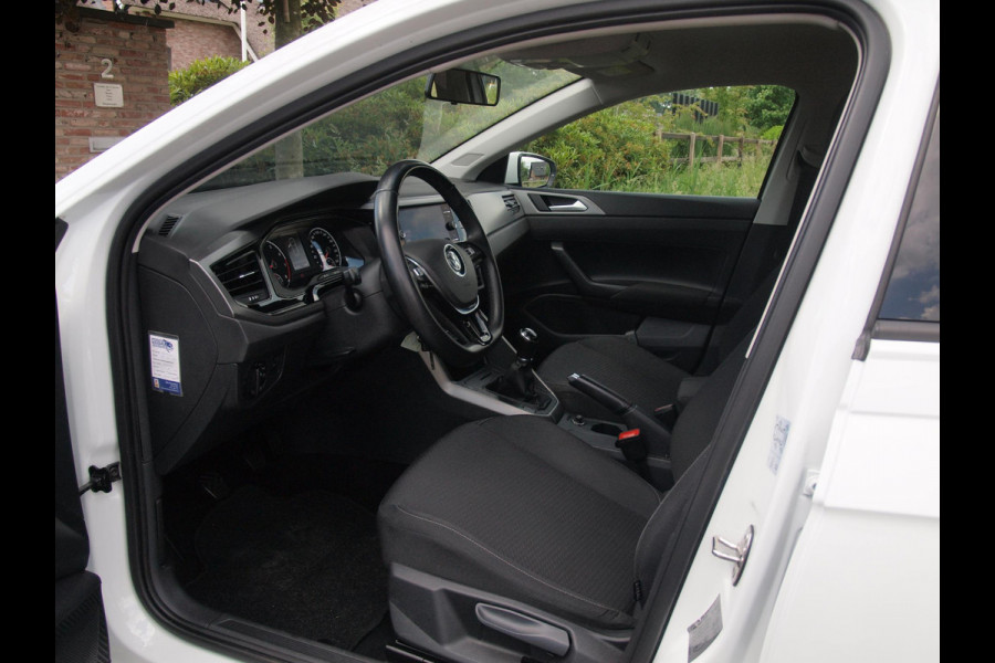 Volkswagen Polo 1.0 MPI Comfortline | Apple Carplay | Navi | Cruise Control | NL-Auto |