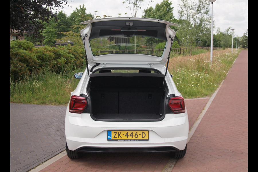 Volkswagen Polo 1.0 MPI Comfortline | Apple Carplay | Navi | Cruise Control | NL-Auto |
