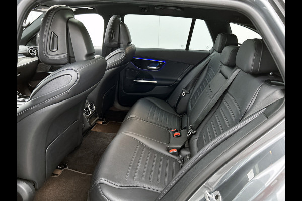 Mercedes-Benz C-Klasse Estate 300 e AMG Lichtmetalen velgen | Parking support | Navigatie | camera achter | Inclusief 24 maanden MB Certified garantie voor Europa.