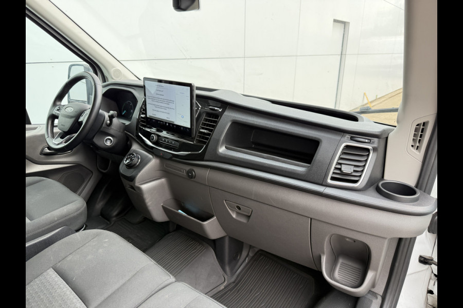 Ford E-Transit 68kWh 184PK L3H3 Pakketinrichting 334km WLTP 96,2% (SOH) BEV Snelladen 360º Camera Cruise control Climate control Carplay Navigatie Laadkabel Parkeersensoren v+a