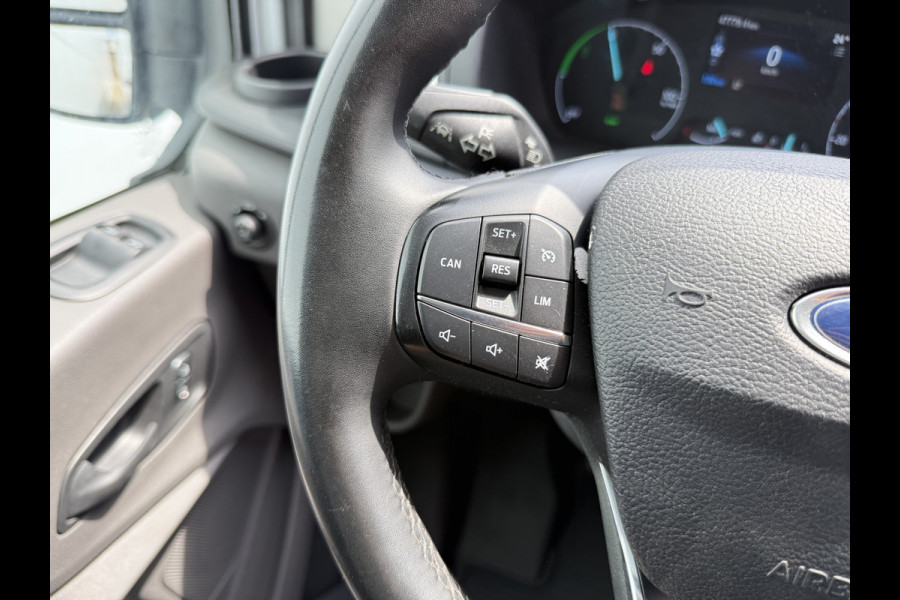 Ford E-Transit 68kWh 184PK L3H3 Pakketinrichting 334km WLTP 96,2% (SOH) BEV Snelladen 360º Camera Cruise control Climate control Carplay Navigatie Laadkabel Parkeersensoren v+a