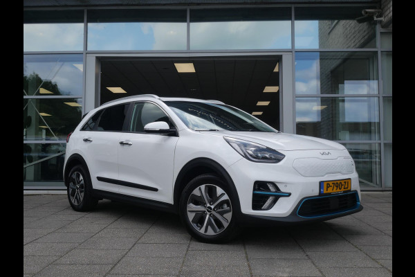 Kia e-Niro DynamicPlusLine 64 kWh | SOH 96,1% | Camera | Dakraam | Adaptief | Navi |
