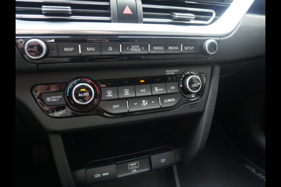 Kia e-Niro DynamicPlusLine 64 kWh | SOH 96,1% | Camera | Dakraam | Adaptief | Navi |