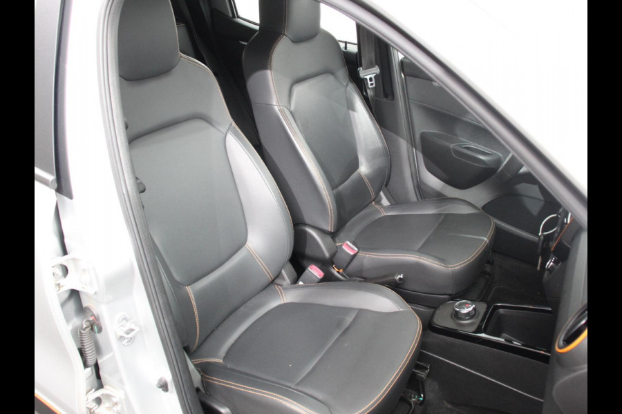 Dacia Spring Comfort Plus (Orange Pack) 27 kWh Airco Cruise Control Navigatie Camera Licht metalen velgen