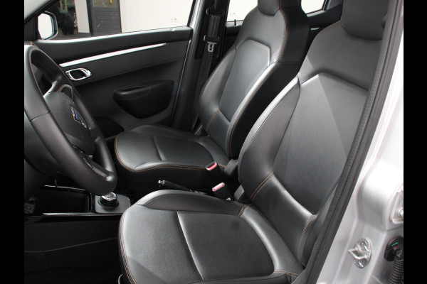 Dacia Spring Comfort Plus (Orange Pack) 27 kWh Airco Cruise Control Navigatie Camera Licht metalen velgen