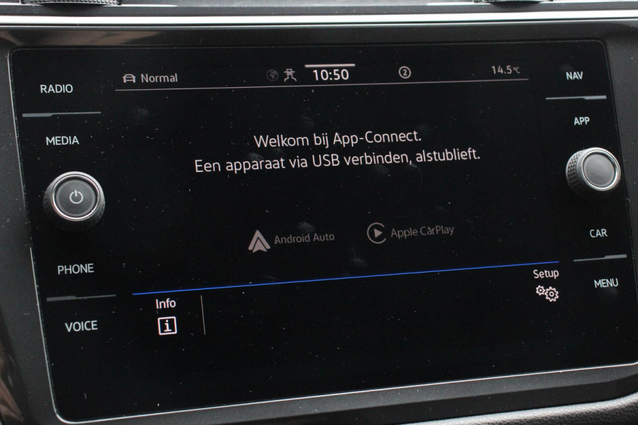 Volkswagen Tiguan Allspace 1.5 TSI 150pk DSG Move 7p. Navigatie Apple Carplay/Android Auto Wireless Trekhaak Parkeersensoren Camera Adaptieve Cruise Control Stoel-en stuurverwarming Climate Control