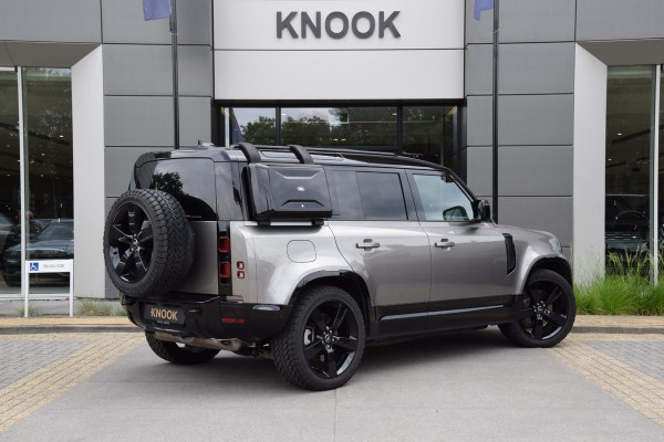 Land Rover Defender 110 P400e 110 X-Dynamic HSE