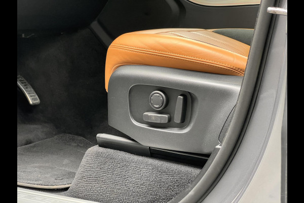 Land Rover Range Rover Sport P400e HSE Dynamic Stealth | Panoramadak | Meridian Audio | Head-Up | Cold Climate Pack | Luchtvering