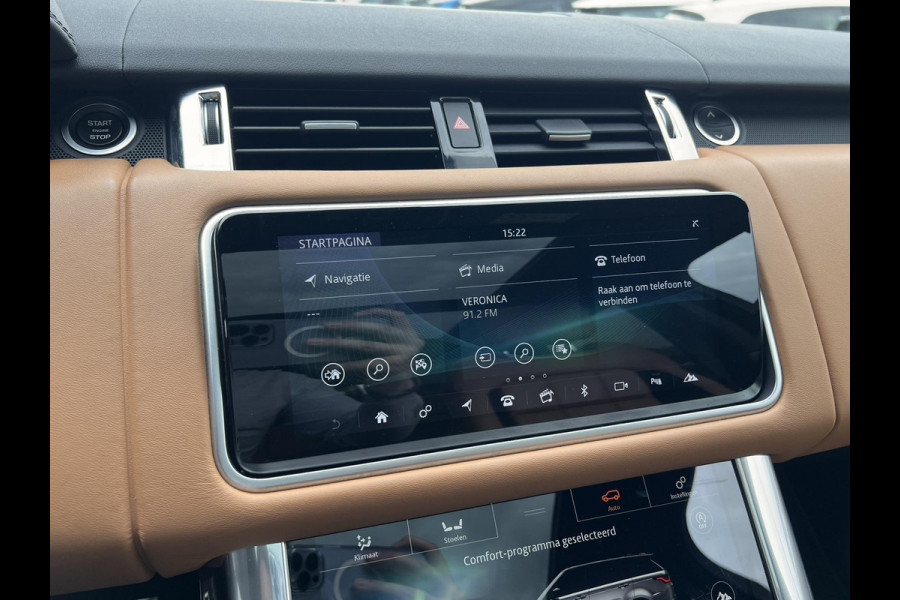 Land Rover Range Rover Sport P400e HSE Dynamic Stealth | Panoramadak | Meridian Audio | Head-Up | Cold Climate Pack | Luchtvering