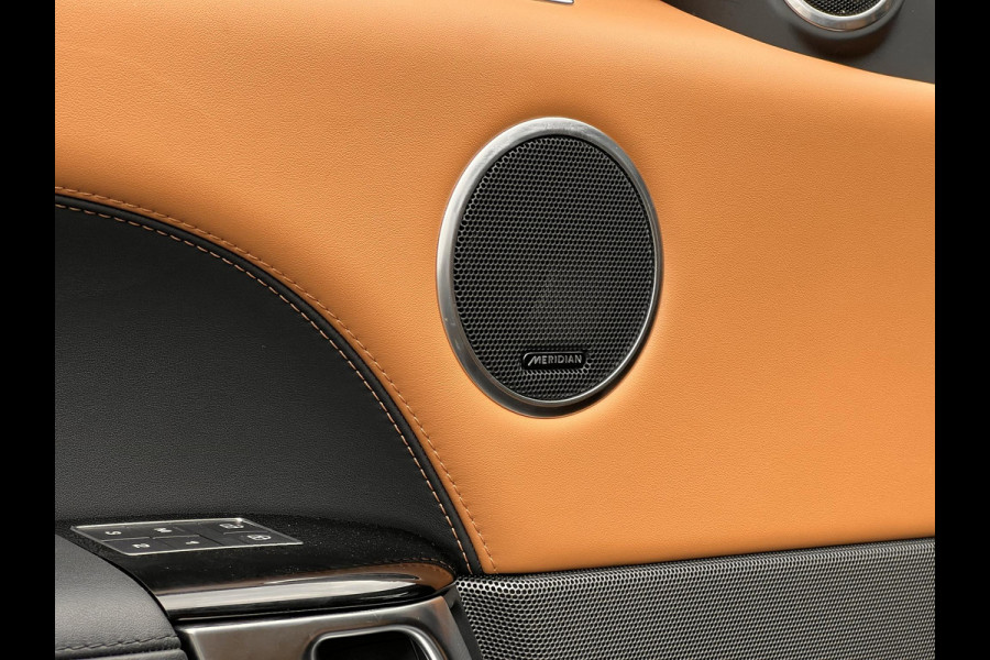 Land Rover Range Rover Sport P400e HSE Dynamic Stealth | Panoramadak | Meridian Audio | Head-Up | Cold Climate Pack | Luchtvering