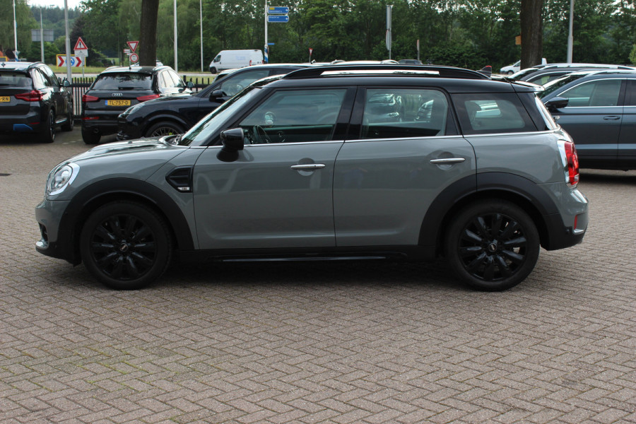 MINI Countryman 1.5 Cooper Business Edition / Leder / Navigatie / Parkeerhulp V+A / Harman Kardon / 18'' / Cruise Control