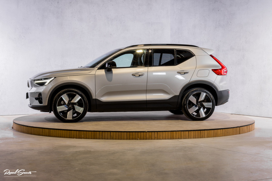 Volvo XC40 Recharge Ultimate 70 kWh | Panorama dak | Adaptieve cruise | Blis | Memory | Harman Kardon |
