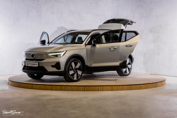 Volvo XC40 Recharge Ultimate 70 kWh | Panorama dak | Adaptieve cruise | Blis | Memory | Harman Kardon |