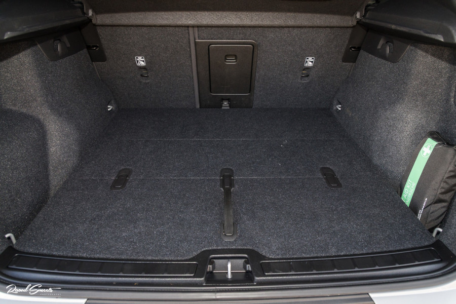 Volvo XC40 Recharge Ultimate 70 kWh | Panorama dak | Adaptieve cruise | Blis | Memory | Harman Kardon |