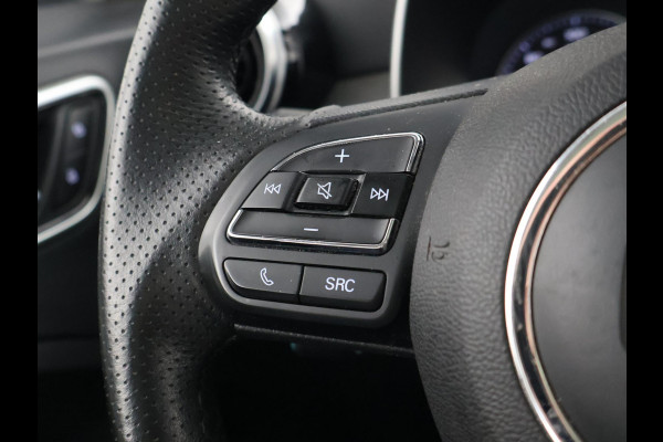 MG Mg Zs EV LUXURY 45 kWh + TREKHAAK | PANORAMA | JBL | LEDER | CAMERA | ADAPTIVE CRUISE | STOELVERWARMING