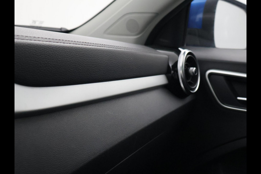 MG Mg Zs EV LUXURY 45 kWh + TREKHAAK | PANORAMA | JBL | LEDER | CAMERA | ADAPTIVE CRUISE | STOELVERWARMING