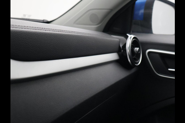 MG Mg Zs EV LUXURY 45 kWh + TREKHAAK | PANORAMA | JBL | LEDER | CAMERA | ADAPTIVE CRUISE | STOELVERWARMING