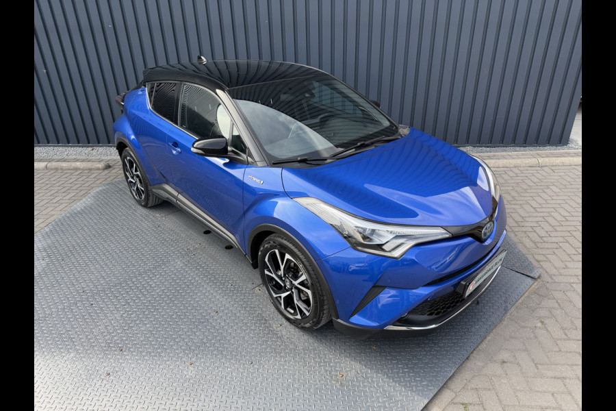 Toyota C-HR 1.8 Hybrid Executive / Bi tone | Leer/alcantara | Dealer onderhouden | LED | JBL | Rijklaar!!
