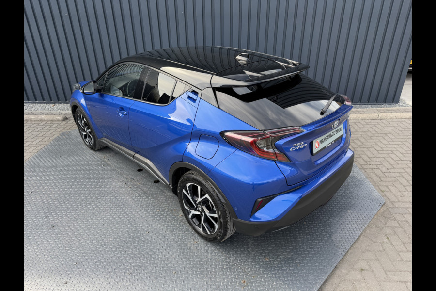 Toyota C-HR 1.8 Hybrid Executive / Bi tone | Leer/alcantara | Dealer onderhouden | LED | JBL | Rijklaar!!