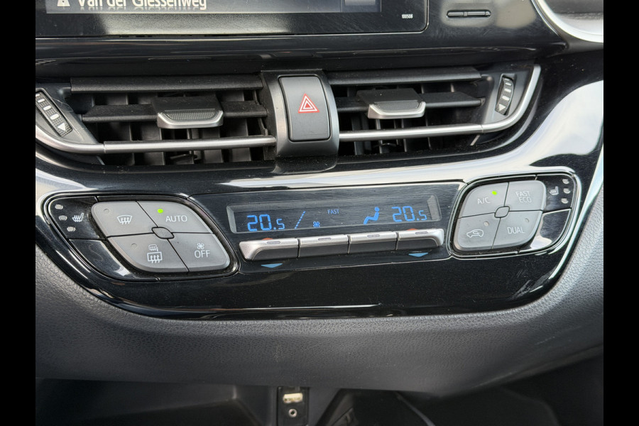 Toyota C-HR 1.8 Hybrid Executive / Bi tone | Leer/alcantara | Dealer onderhouden | LED | JBL | Rijklaar!!