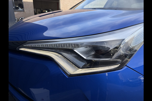Toyota C-HR 1.8 Hybrid Executive / Bi tone | Leer/alcantara | Dealer onderhouden | LED | JBL | Rijklaar!!
