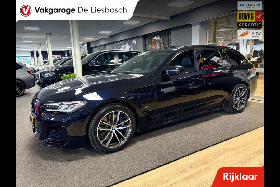 BMW 5 Serie Touring 530e xDrive High Executive M-sport / leer / pano / navi / head-up / Apple carplay