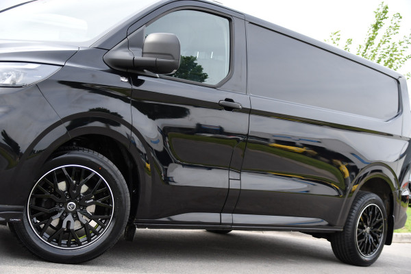 Ford Transit Custom 300 2.0 TDCI L2H1 Black Edition Camera, Cruise, Carplay, 170pk, Mulitmedia, LED, Automaat, Virtual, Uniek!