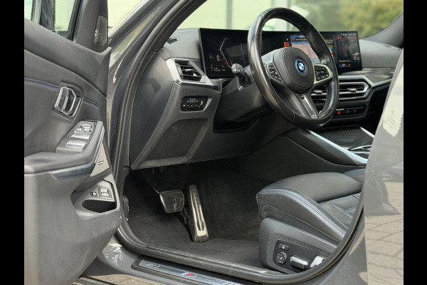 BMW 3 Serie Touring 330e xDrive High Ex. M-Sport Pro |Pano|H/K|M-Seats|ACC|HUD|Trekhaak|19"|Dravit