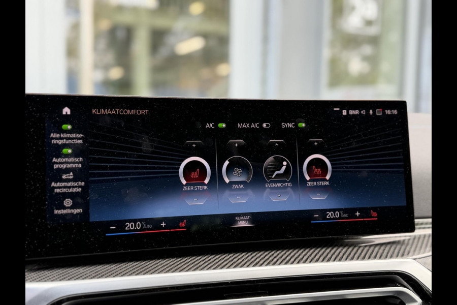 BMW 3 Serie Touring 330e xDrive High Ex. M-Sport Pro |Pano|H/K|M-Seats|ACC|HUD|Trekhaak|19"|Dravit