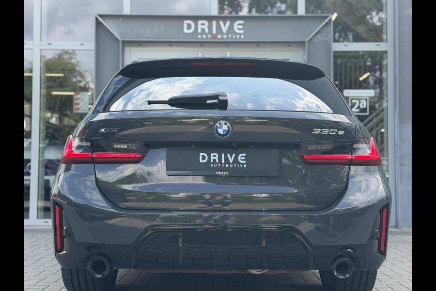 BMW 3 Serie Touring 330e xDrive High Ex. M-Sport Pro |Pano|H/K|M-Seats|ACC|HUD|Trekhaak|19"|Dravit