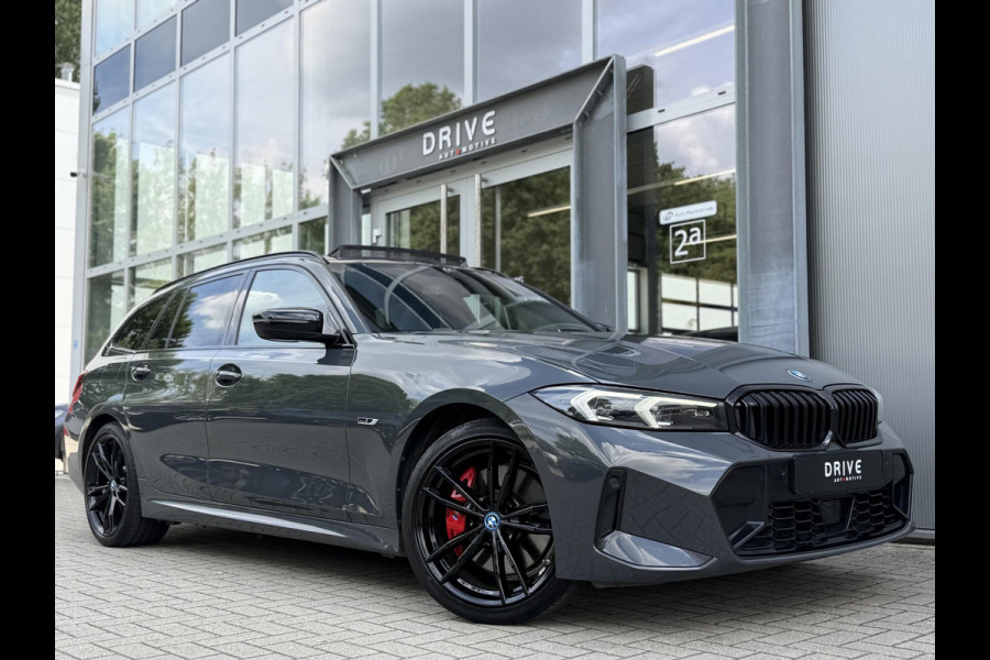 BMW 3 Serie Touring 330e xDrive High Ex. M-Sport Pro |Pano|H/K|M-Seats|ACC|HUD|Trekhaak|19"|Dravit