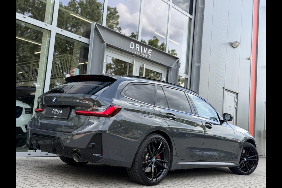 BMW 3 Serie Touring 330e xDrive High Ex. M-Sport Pro |Pano|H/K|M-Seats|ACC|HUD|Trekhaak|19"|Dravit