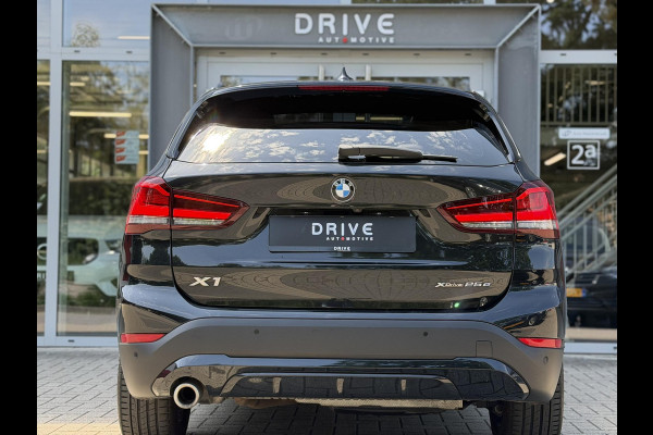 BMW X1 xDrive25e High Ex. Sportline Black ed. |Pano|Leer|HUD|Cam