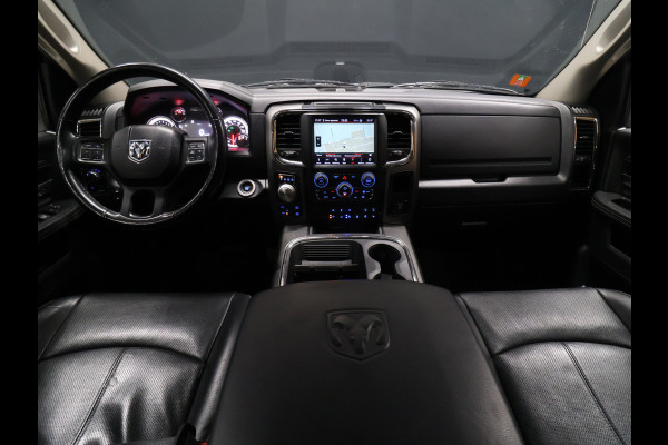 Dodge Ram 1500 5.7 V8 4x4 Crew Cab Laramie [TREKHAAK, CAMERA, STOELVERWARMING/VENTILATIE, ELEKTRISCH VERSTELBARE STOELEN, BLUETOOTH, STUURVERWARMING, CRUISE, LPG, NIEUWSTAAT]