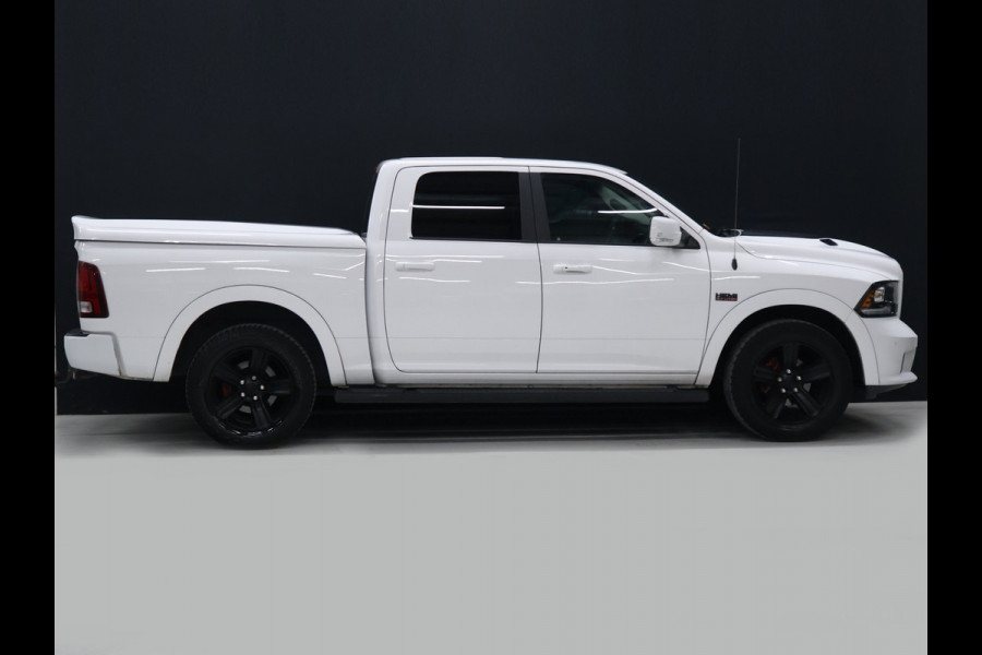 Dodge Ram 1500 5.7 V8 4x4 Crew Cab Laramie [TREKHAAK, CAMERA, STOELVERWARMING/VENTILATIE, ELEKTRISCH VERSTELBARE STOELEN, BLUETOOTH, STUURVERWARMING, CRUISE, LPG, NIEUWSTAAT]
