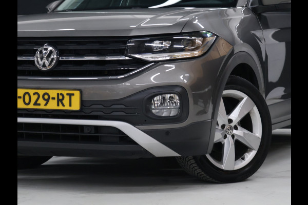 Volkswagen T-Cross 1.0 TSI Style [STOELVERWARMING, ADAPTIEVE CRUISE, BLUETOOTH, CAMERA, PDC, NAVIGATIE, AUTOMAAT, MULTI FUNCTIONEEL STUURWIEL, NIEUWSTAAT]