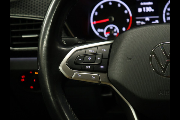 Volkswagen T-Cross 1.0 TSI Style [STOELVERWARMING, ADAPTIEVE CRUISE, BLUETOOTH, CAMERA, PDC, NAVIGATIE, AUTOMAAT, MULTI FUNCTIONEEL STUURWIEL, NIEUWSTAAT]