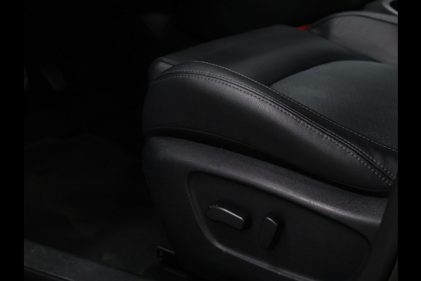 Nissan QASHQAI 1.2 Tekna [TREKHAAK, 360° CAMERA, PDC, CRUISE, STOELVERWARMING, ELEKTRISCH VERSTELBARE STOELEN, BLUETOOTH, LANE ASSIST, NAVIGATIE, NIEUWSTAAT]