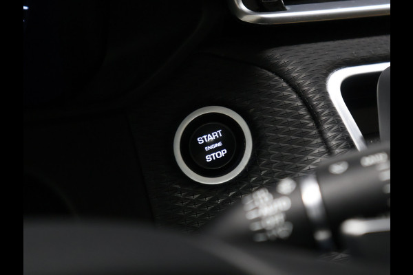 Land Rover Range Rover Velar 2.0 P400e SE [SCHUIFKANTELDAK, MEMORY, APPLE CARPLAY, ANDROID, 360° CAMERA, PDC, CRUISE, STOELVERWARMING, DIGITAL DASH, NIEUWSTAAT]