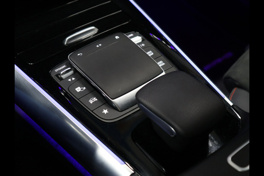 Mercedes-Benz GLA 250 e AMG Business Solution [SCHUIFKANTELDAK, TREKHAAK, CAMERA, PDC, CRUISE, STOELVERWARMING, DIGITAL DASH, ELEKTRISCH VERSTELBARE STOELEN, ELEKTISCHE ACHTERKLEP, NIEUWSTAAT]