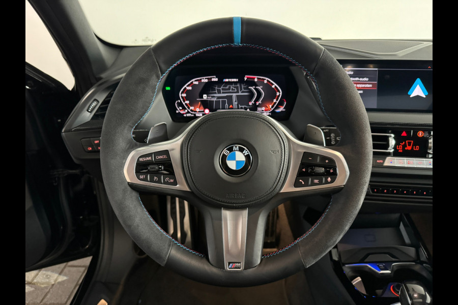 BMW 1-serie M135i xDrive Executive Pano|M Seat|Memory|HuD|HK