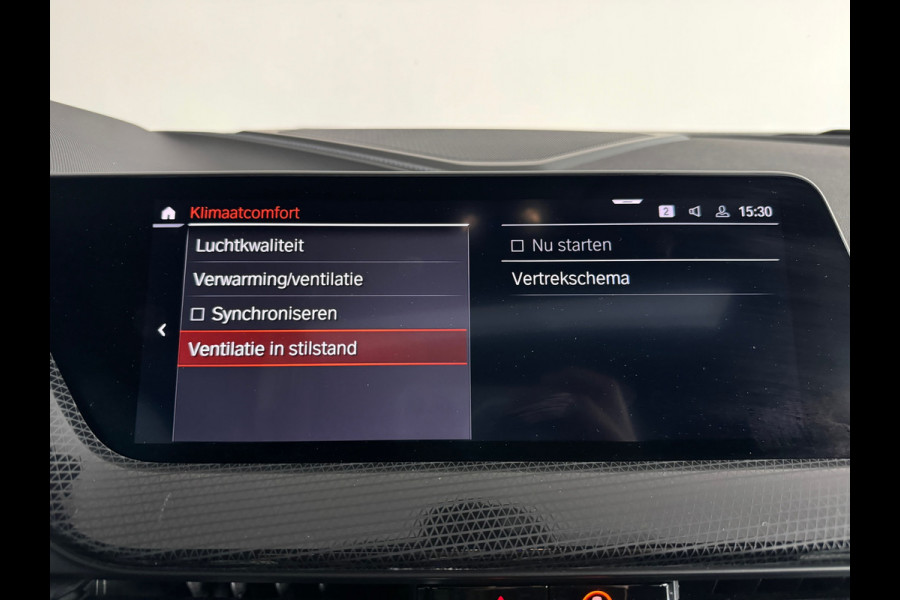 BMW 1-serie M135i xDrive Executive Pano|M Seat|Memory|HuD|HK