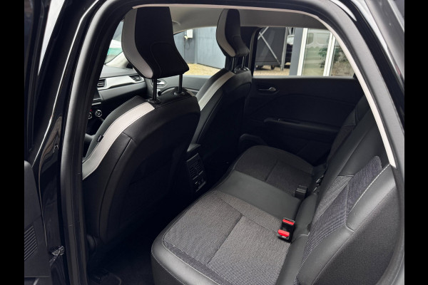 Renault Captur 1.6 E-Tech Plug-in Hybrid 160 Intens | Trekhaak | Camera | Climate control | Navigatie |