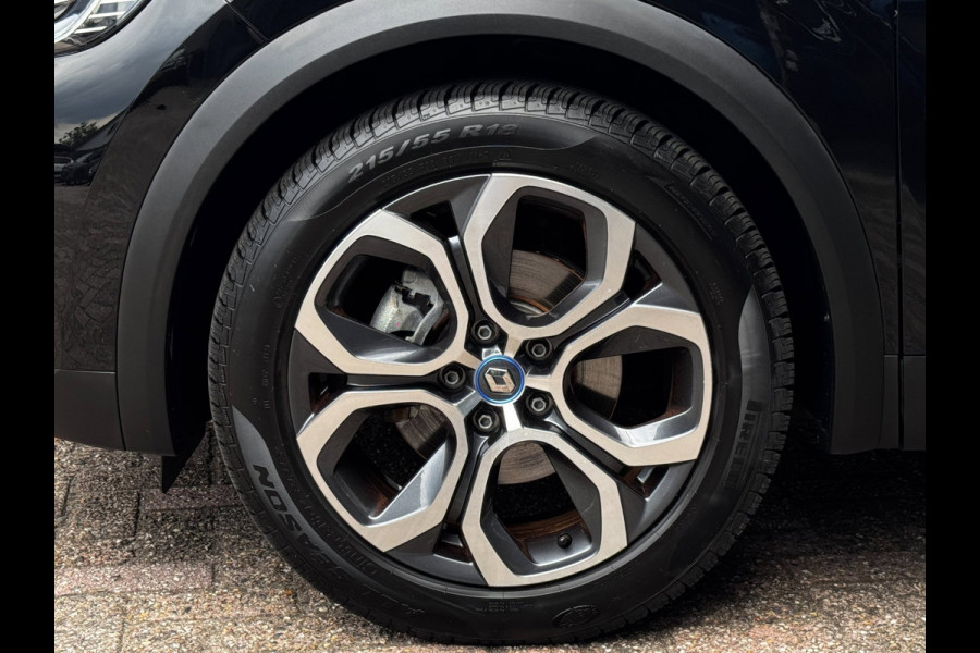 Renault Captur 1.6 E-Tech Plug-in Hybrid 160 Intens | Trekhaak | Camera | Climate control | Navigatie |