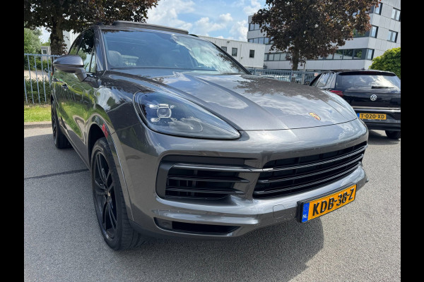 Porsche Cayenne 3.0 E-Hybrid Sportchrono Panorama Camera Leder Memory