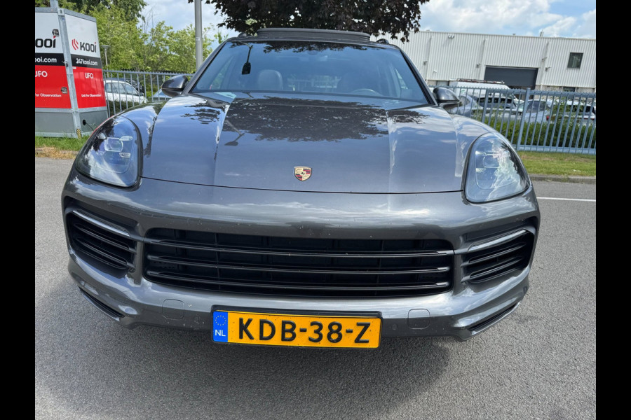 Porsche Cayenne 3.0 E-Hybrid Sportchrono Panorama Camera Leder Memory