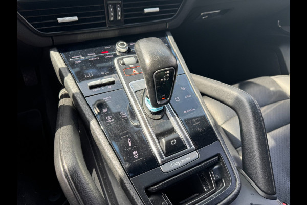 Porsche Cayenne 3.0 E-Hybrid Sportchrono Panorama Camera Leder Memory