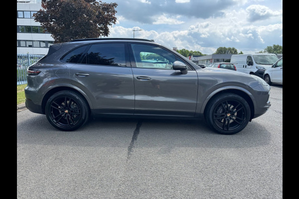 Porsche Cayenne 3.0 E-Hybrid Sportchrono Panorama Camera Leder Memory