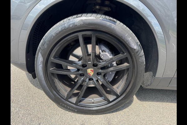 Porsche Cayenne 3.0 E-Hybrid Sportchrono Panorama Camera Leder Memory