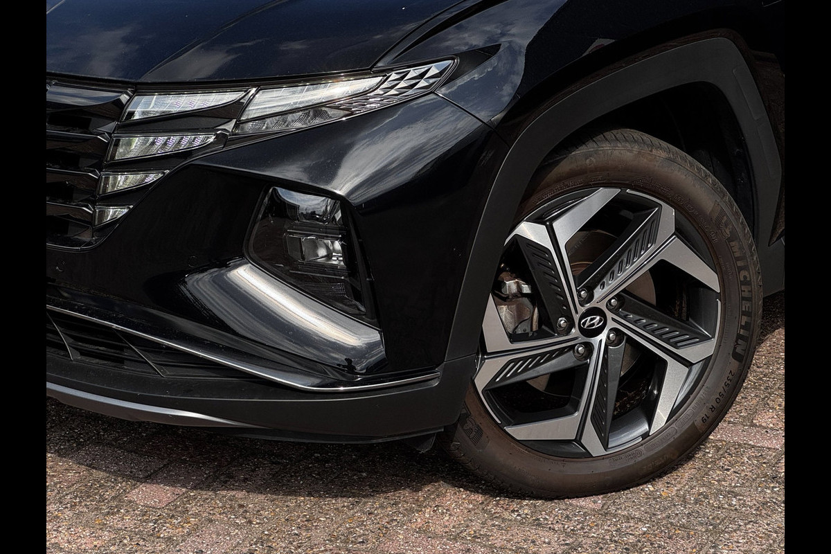 Hyundai Tucson 1.6 T-GDI PHEV Premium Sky 4WD | Panoramadak | Leder + Memory | Camera 360 | Elek. Achterklep